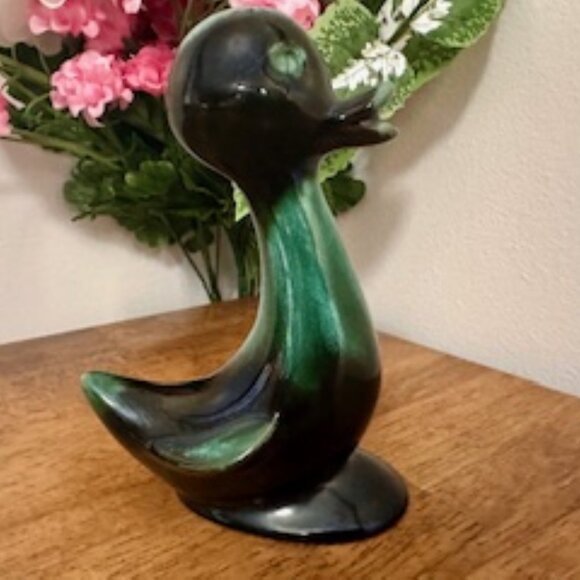 Vintage Blue Mountain Pottery Duck Figurine – Green Drip Glaze – Canadian Mid-Ce - Picture 5 of 6